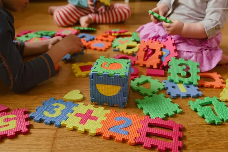 3 brinquedos para introduzir a matemática na vida do seu filho