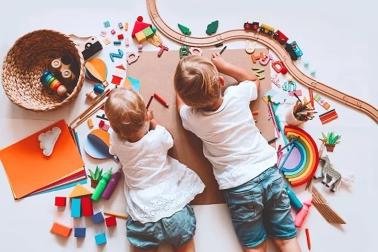 Conheça 6 habilidades que seu filho desenvolve ao brincar