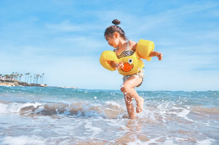 Dicas de brinquedos para levar na praia