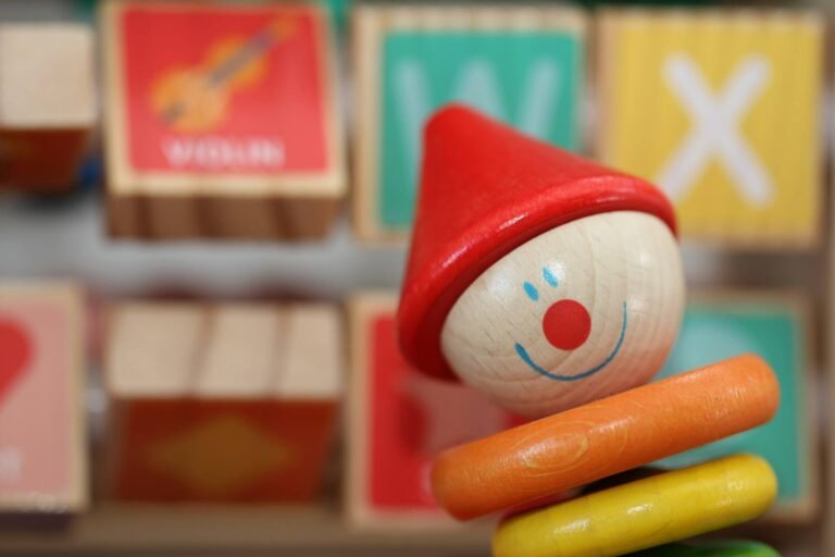 Sustentabilidade e Brincadeira: A Importância de Escolher Brinquedos de Madeira
